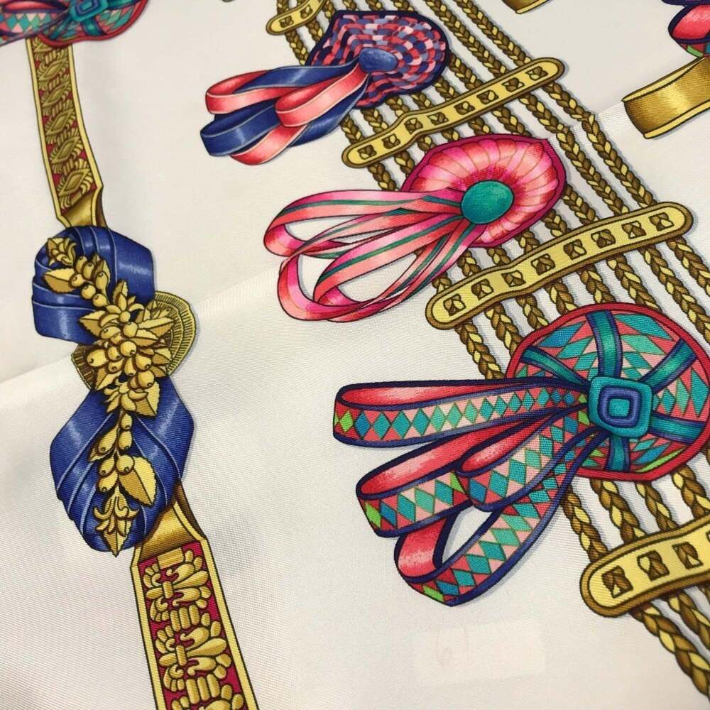 HERMES White Silk Scarf - Picture 12 of 12